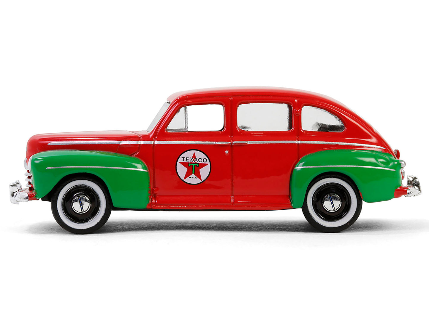 Greenlight 1948 Ford Fordor Super Deluxe "Texaco" Red with Green Fenders "Texaco Special Edition" Series 1 1/64 Diecast Model Car by Greenlight