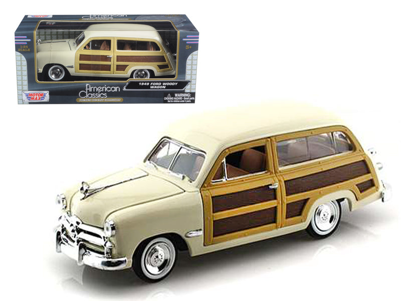 Motormax 1949 Ford Woody Wagon Beige 1/24 Diecast Model Car by Motormax