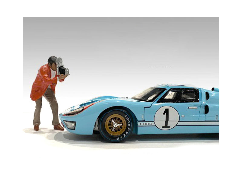 American Diorama "Race Day 1" Figurine III for 1/18 Scale Models by American Diorama