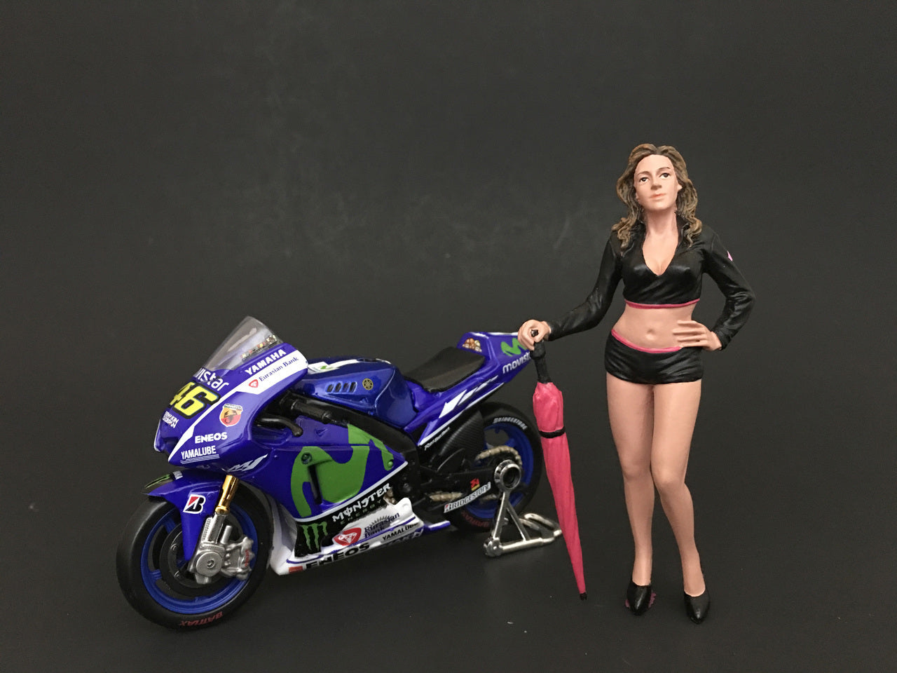 American Diorama Umbrella Girl II Figure For 1:24 Scale Models by American Diorama