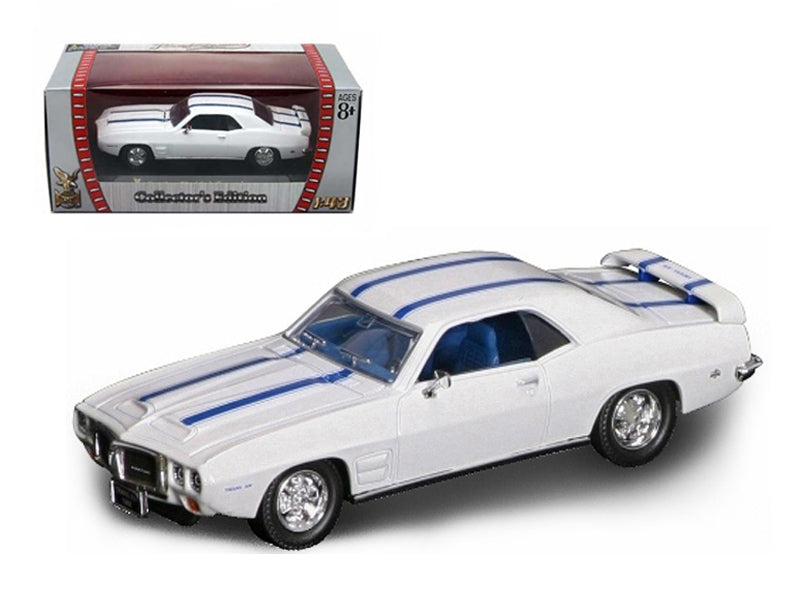 Road Signature 1969 Pontiac Firebird Trans Am White 1/43 Diecast Car by Road Signature
