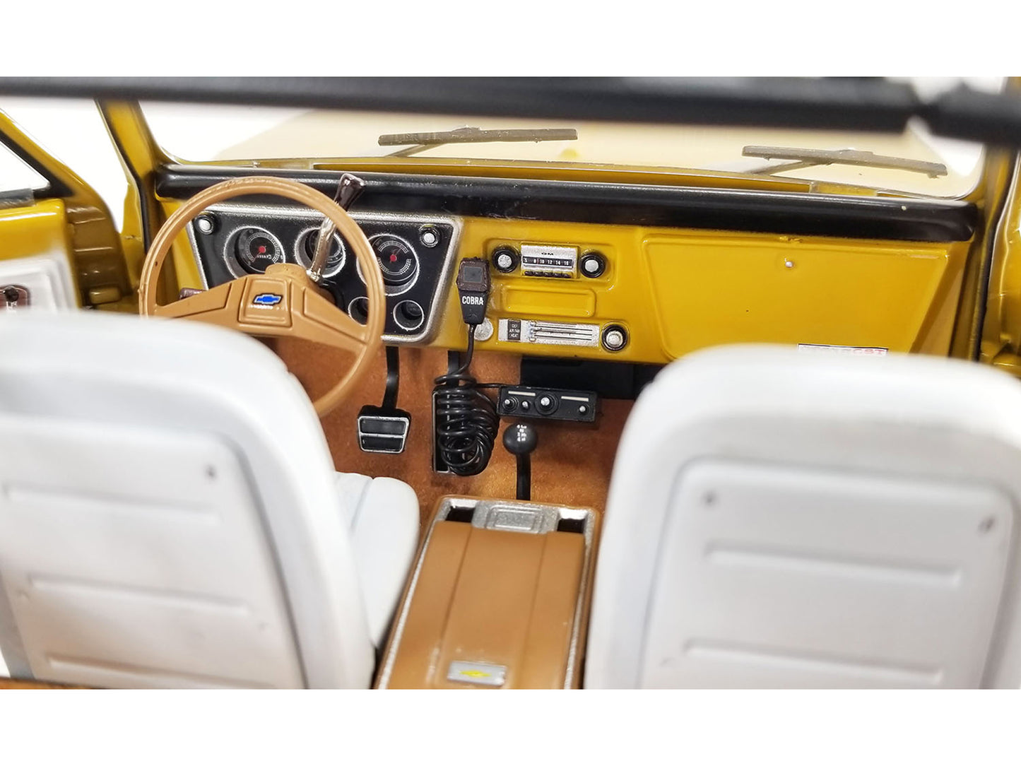 Acme 1971 Chevrolet K5 Blazer Offroad Gold and White with White Interior Limited Edition to 384 pieces Worldwide 1/18 Diecast Model Car by ACME