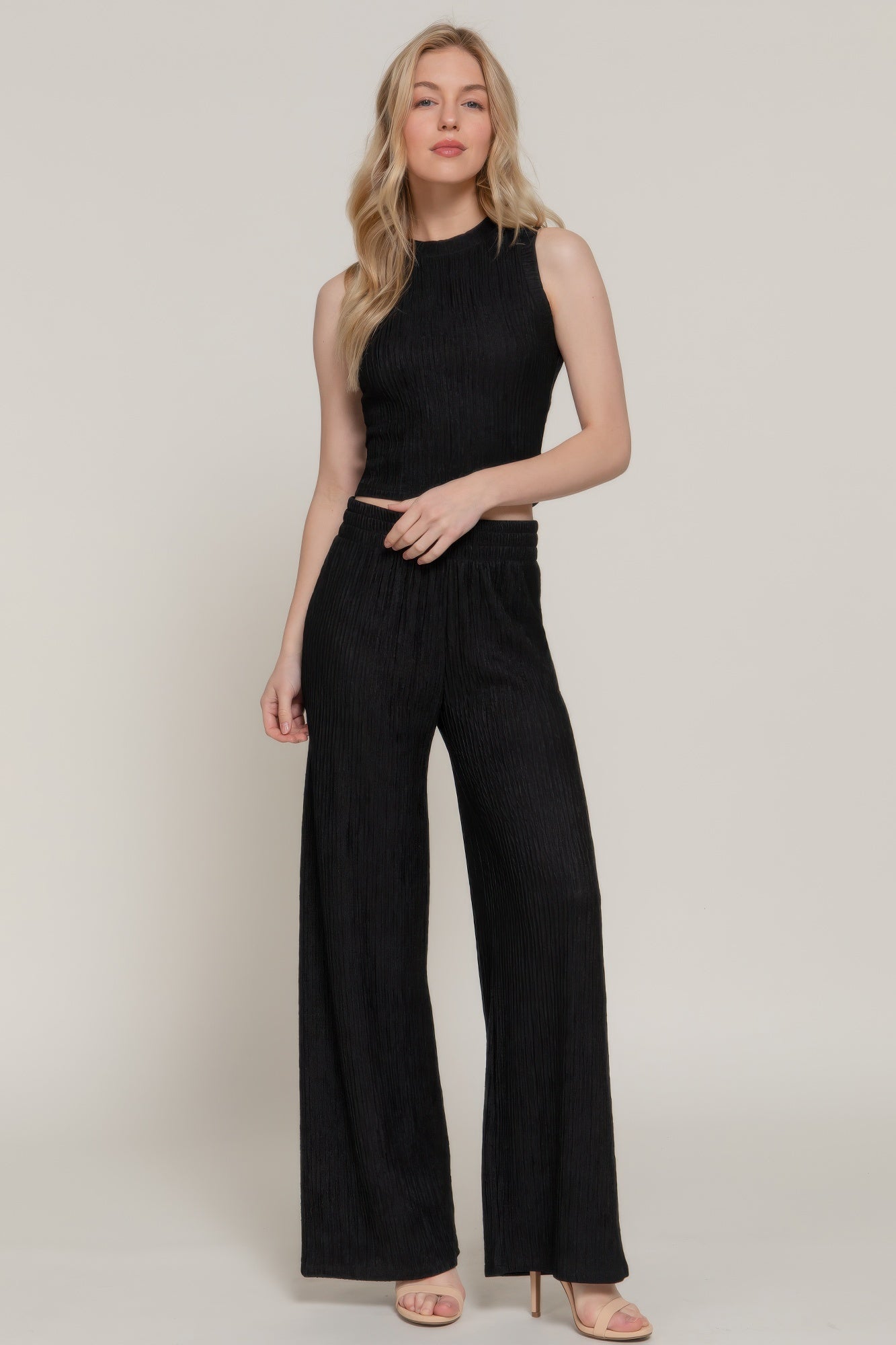 Sleeveless Top & Crinkle Knit Pants Set