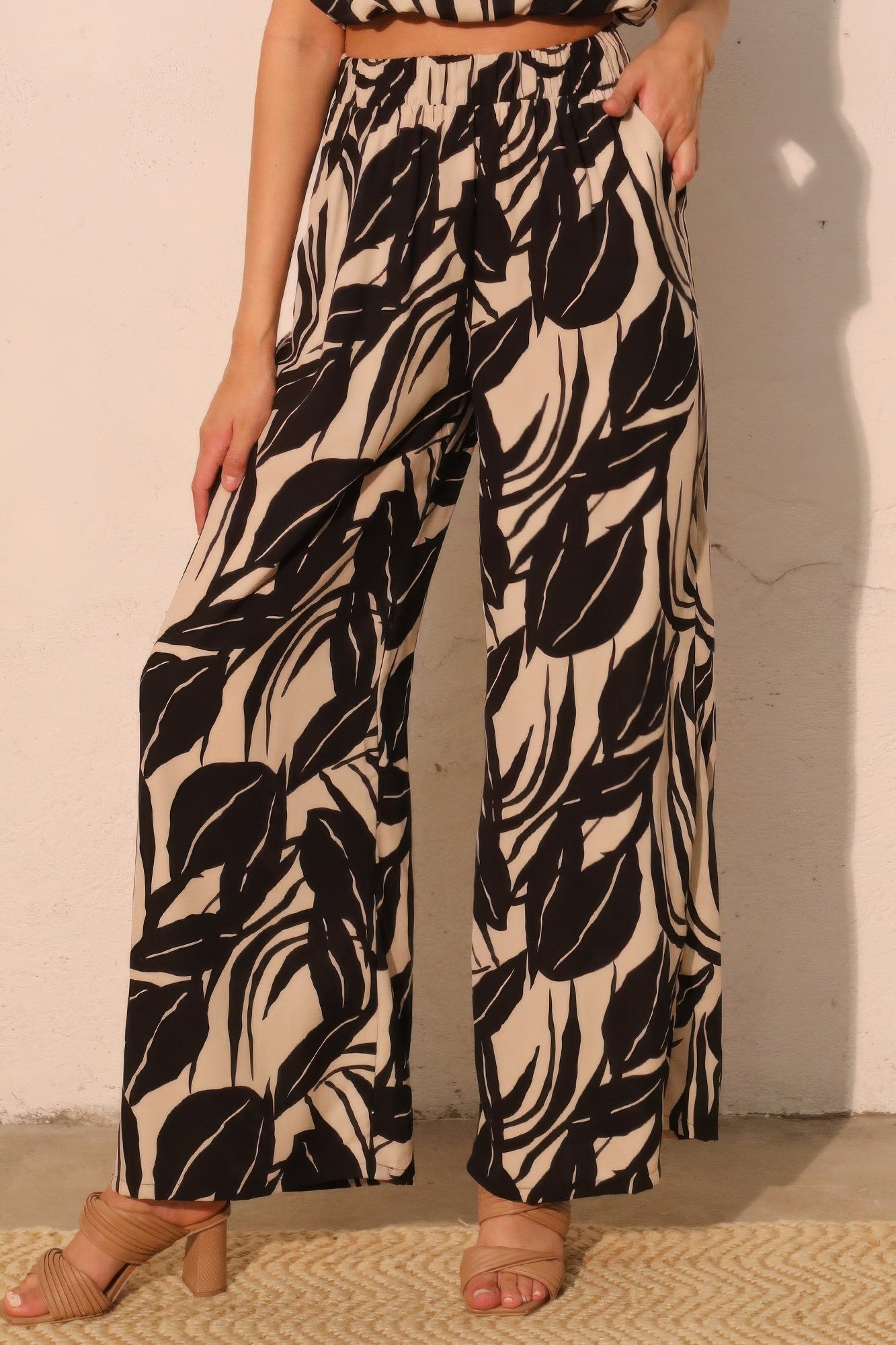 Lucca Leaf Pocket Pants