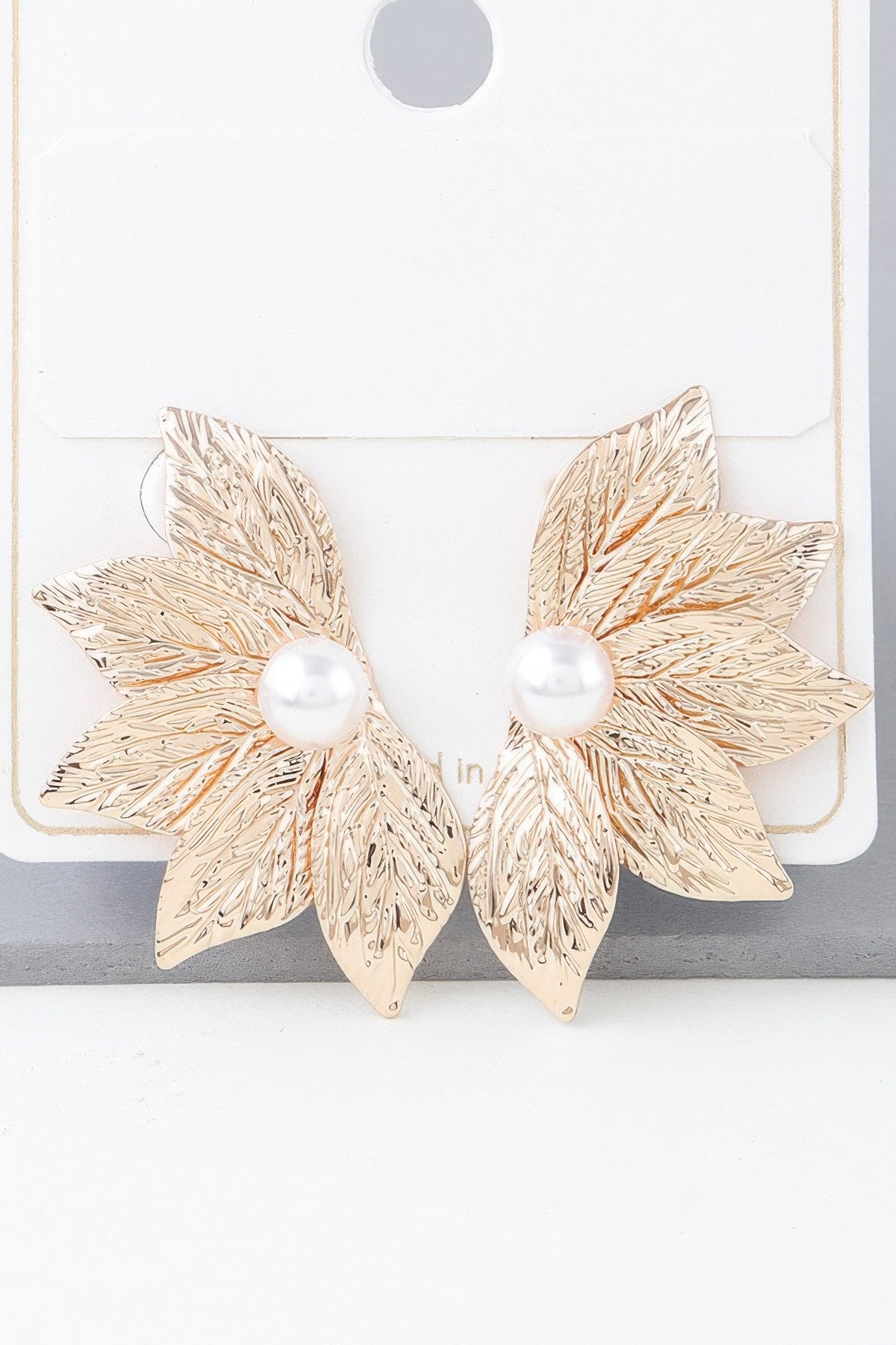 Pearl Flare Leaf Earrings