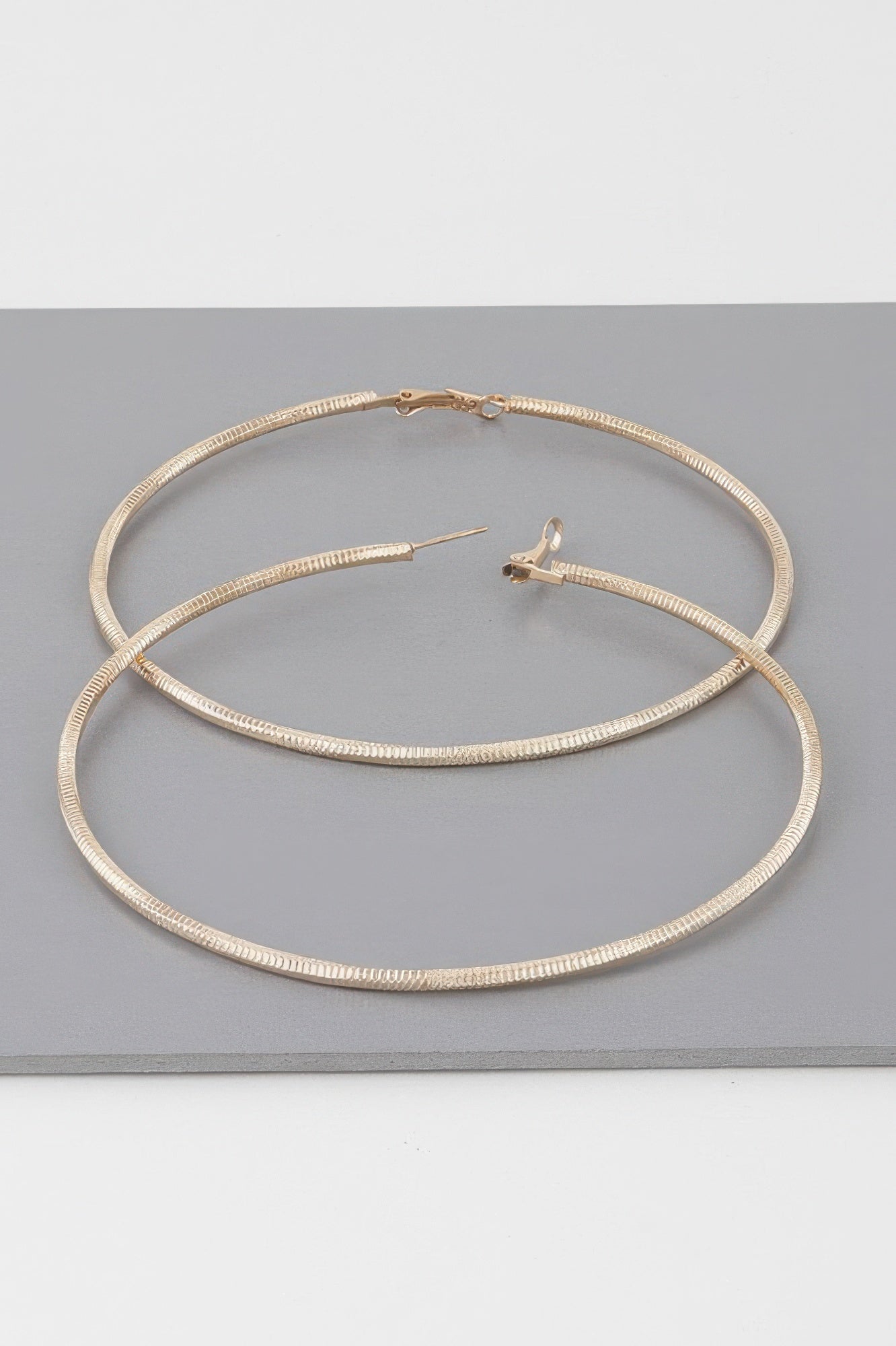 Wide Geometric Twisted Hoop Earrings