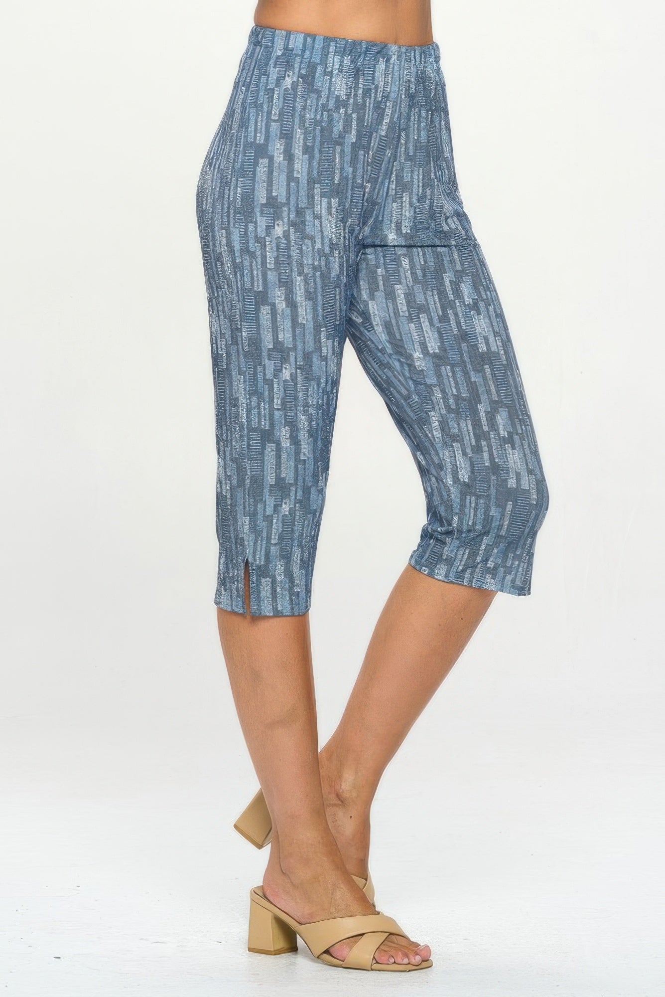 Hit Capri Pants