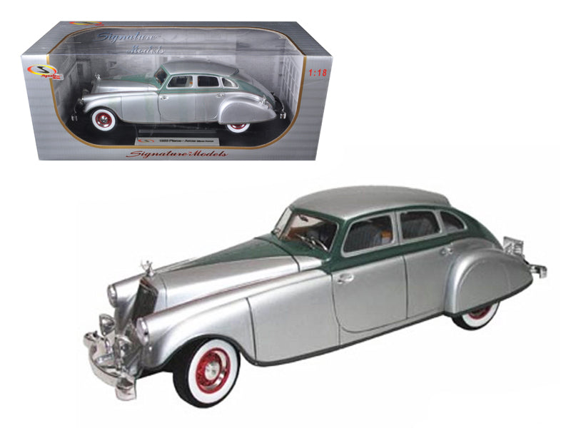 Signature Models 1933 Pierce Arrow Silver 1/18 Diecast Model Car by Signature Models