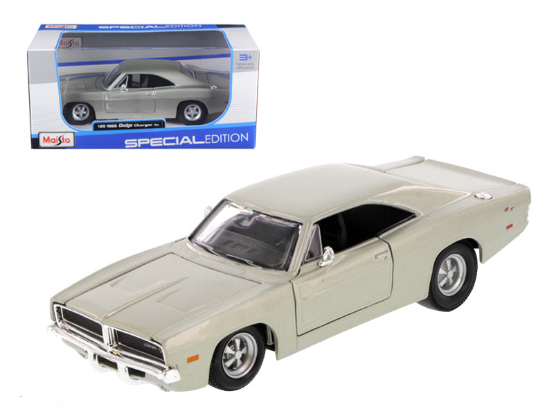 Maisto 1969 Dodge Charger R/T Hemi Silver 1/25 Diecast Car Model by Maisto
