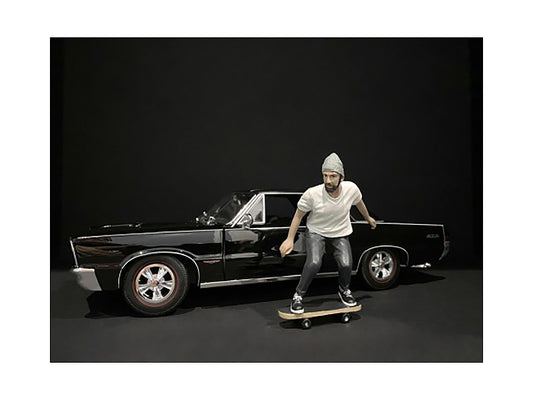 American Diorama Skateboarder Figurine II for 1/24 Scale Models by American Diorama