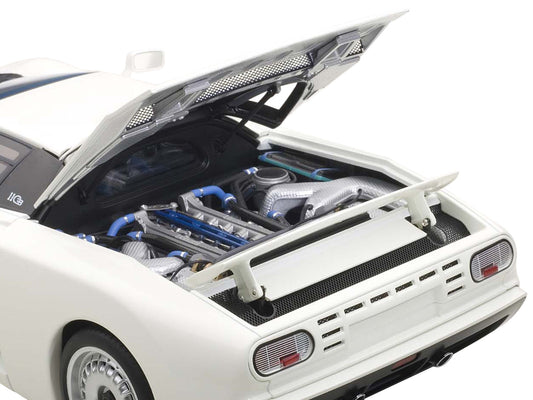 Autoart Bugatti EB110 GT White 1/18 Diecast Model Car by Autoart