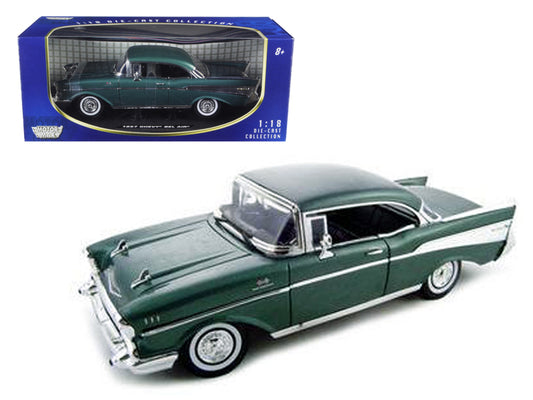 Motormax 1957 Chevrolet Bel Air Hard Top Green 1/18 Diecast Model Car by Motormax
