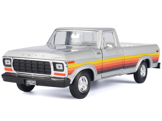 Motormax 1979 Ford F-150 Custom Pickup Truck Silver Metallic with Side Stripes "American Classics" Series 1/24 Diecast Model Car by Motormax