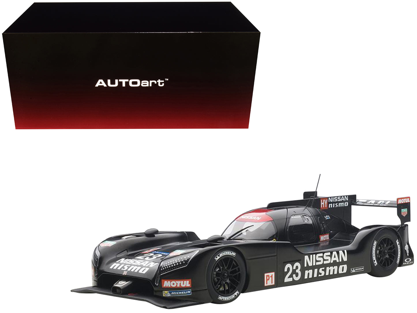 Autoart Nissan GT-R LM Nismo 2015 Test Car #23 1/18 Model Car by Autoart