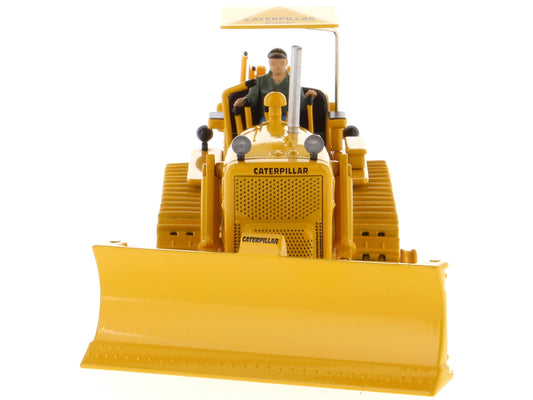 Diecast Masters CAT Caterpillar D7C Track-Type Tractor Dozer Yellow with Operator "Vintage Series" 1/50 Diecast Model by Diecast Masters
