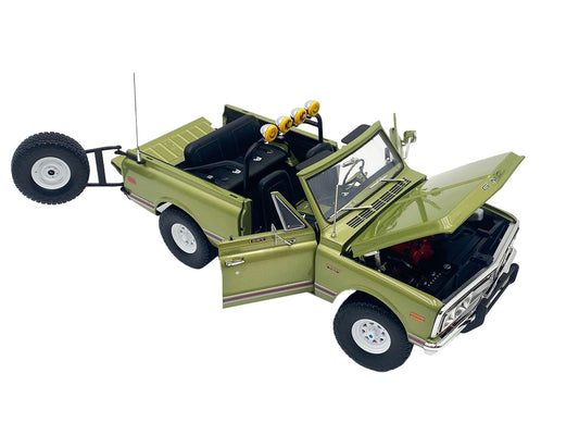 Acme 1972 GMC Jimmy Olive Metallic with White Top "KC Highlighter" Limited Edition to 300 pieces Worldwide 1/18 Diecast Model Car by ACME