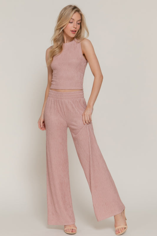 Sleeveless Top & Crinkle Knit Pants Set