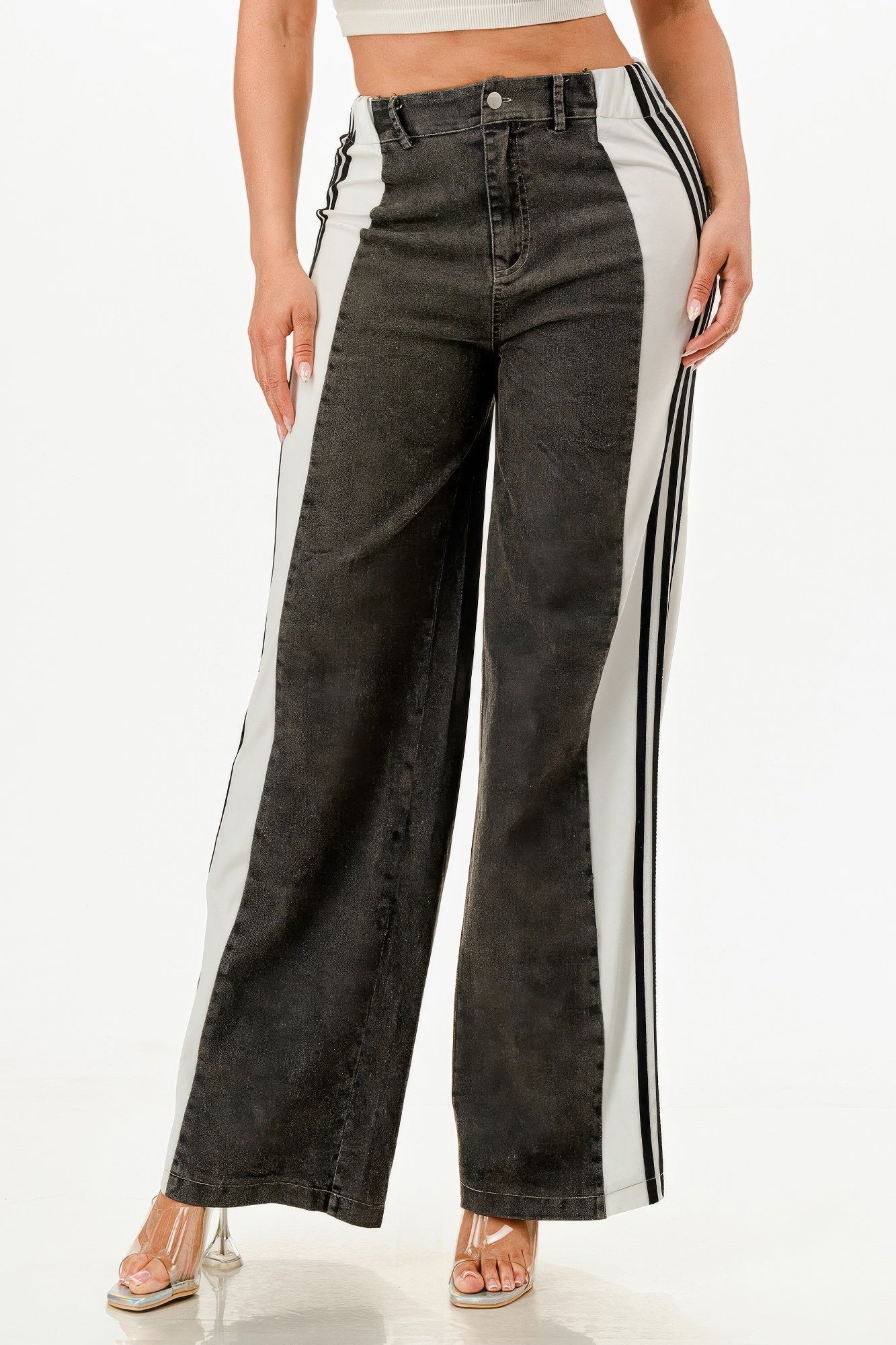 Wide Leg Jeans With Stripe Detail