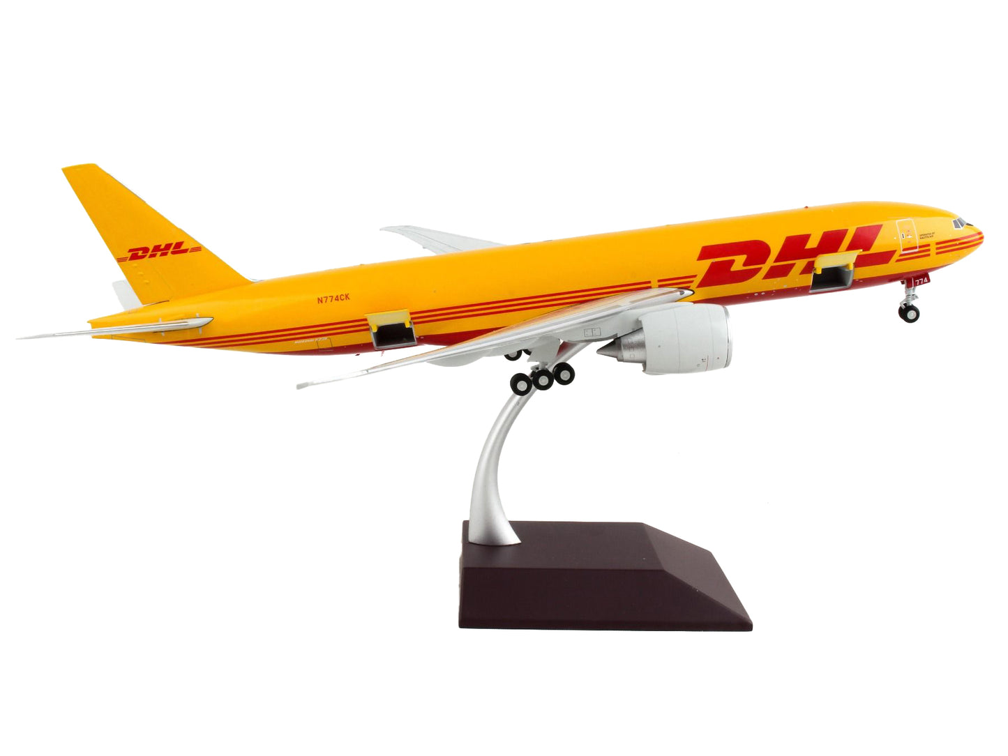 GeminiJets Boeing 777F Commercial Aircraft "DHL" Yellow "Gemini 200 - Interactive" Series 1/200 Diecast Model Airplane by GeminiJets