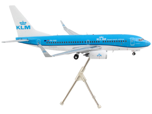 GeminiJets Boeing 737-700 Commercial Aircraft "KLM Royal Dutch Airlines" Blue with White Tail "Gemini 200" Series 1/200 Diecast Model Airplane by GeminiJets