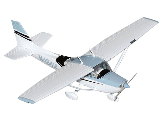 GeminiJets Cessna 172 Skyhawk Aircraft "N46418" Light Blue and White "Gemini General Aviation" Series 1/72 Diecast Model Airplane by GeminiJets