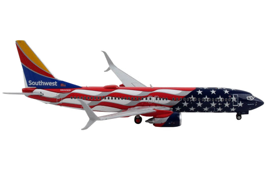GeminiJets Boeing 737-800 Commercial Aircraft "Southwest Airlines - Freedom One" United States Flag Livery 1/400 Diecast Model Airplane by GeminiJets
