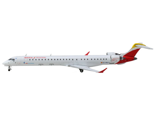 GeminiJets Bombardier CRJ1000 Commercial Aircraft "Iberia Regional" (EC-MVZ) White with Red Tail 1/400 Diecast Model Airplane by GeminiJets