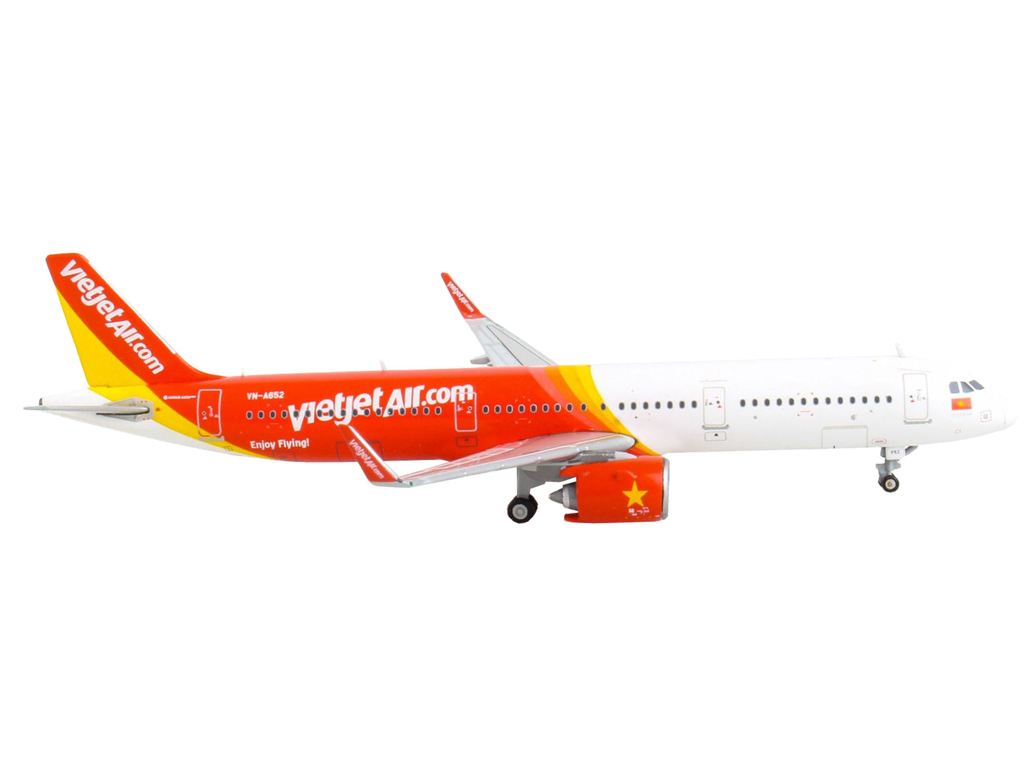 GeminiJets Airbus A321neo Commercial Aircraft "VietJet Air" White and Red 1/400 Diecast Model Airplane by GeminiJets