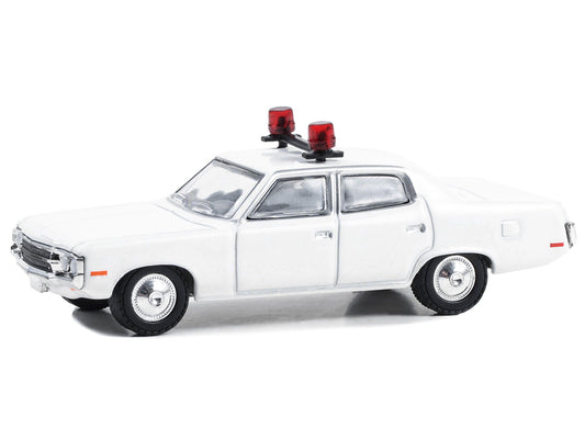 Greenlight 1971 AMC Matador Police Car White with Light Bar "Hot Pursuit - Hobby Exclusive" Series 1/64 Diecast Model Car by Greenlight