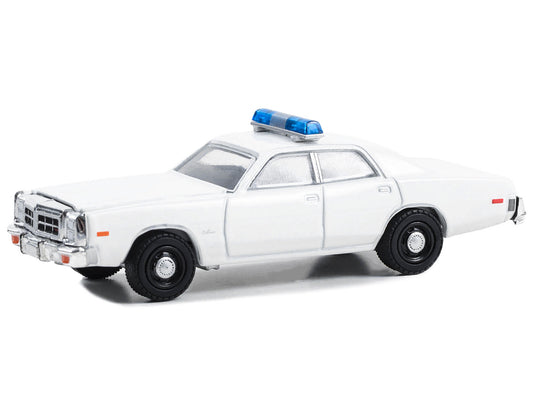 Greenlight 1977-78 Dodge Monaco Police Pursuit White with Light Bar "Hot Pursuit - Hobby Exclusive" Series 1/64 Diecast Model Car by Greenlight