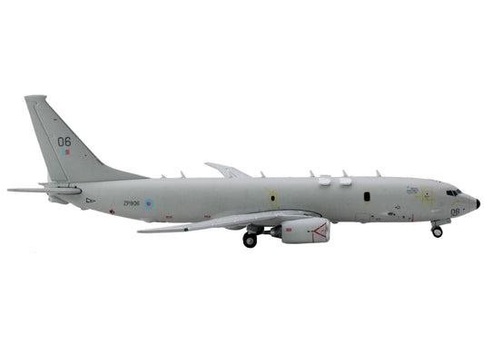 GeminiJets Boeing P-8 Poseidon Patrol Aircraft "British Royal Air Force" (ZP806) Gray "Gemini Macs" Series 1/400 Diecast Model Airplane by GeminiJets
