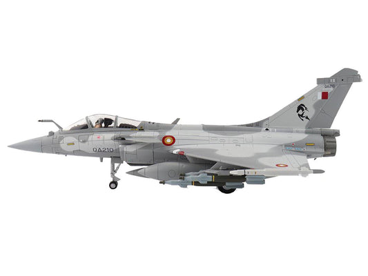 Hobby Master Dassault Rafale EQ Fighter Aircraft "QA210" (2019) Qatar Emiri Air Force "Air Power Series" 1/72 Diecast Model by Hobby Master