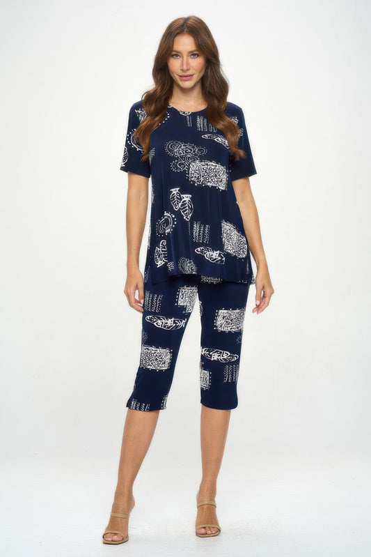 Plus Size Matching Capri Pant Set In Plus Size