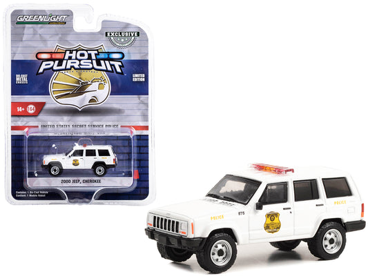 Greenlight 2000 Jeep Cherokee White "United States Secret Service Police" Washington DC "Hot Pursuit" Special Edition 1/64 Diecast Model Car by Greenlight